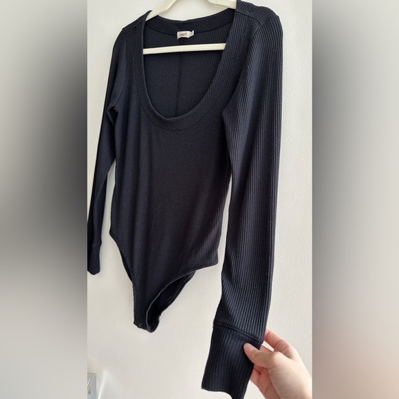 Faherty Legend™️ Rib Monroe Bodysuit, Black, Ribbed Long Sleeve, Size Large - Picture 14 of 16